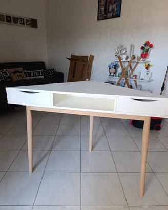 Scrivania angolare "Artic"di Maison du Monde MEU57