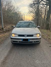 Golf 4