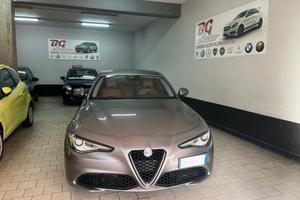 Alfa Romeo Giulia 2.2 180 CV AT8 Business Sport La