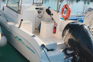 Barca semi cabinato Saver 540, motore Mercury 80cv