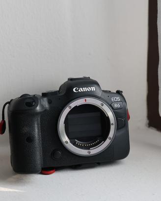 Canon R6