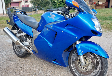 Cbr xx 1100