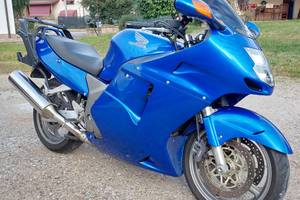 Cbr xx 1100