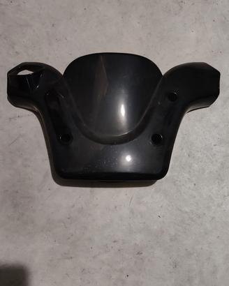 SUPPORTO / SUPPORTI PARABREZZA MBK - YAMAHA