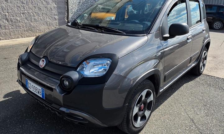 Fiat Panda 1.0 FireFly S&S Hybrid City Cross