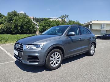 AUDI Q3 2.0 tdi Business 150cv