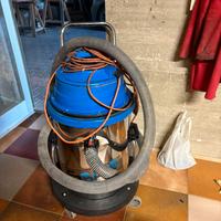 Aspirapolvere//aspiraliquidi