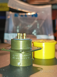 Connettore SOURIAU 851-02E12-3S50