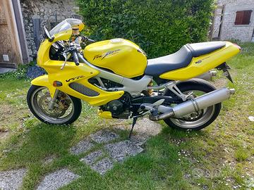 Honda VTR 1000 F Firestorm - 2000
