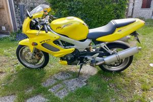 Honda VTR 1000 F Firestorm - 2000
