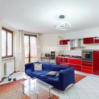 AMPIO E LUMINOSO BILOCALE CON BALCONE E CANTINA!