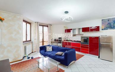 AMPIO E LUMINOSO BILOCALE CON BALCONE E CANTINA!