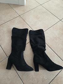 stivali neri in camoscio al ginocchio 