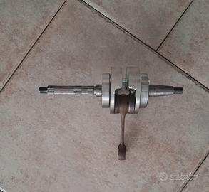 Albero top spalle vuote piaggio (gilera)