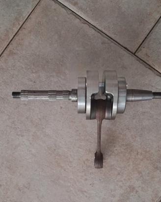 Albero top spalle vuote piaggio (gilera)