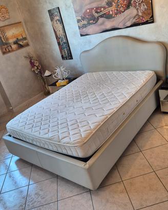 Letto con contenitore matrimoniale francese