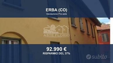 Immobile in asta di 89 m² con box auto a Erba