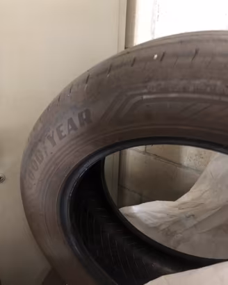 4 PNEUMATICI  235/60 R107 V XL ESTIVI