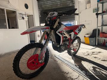 Fantic xef 310 factory