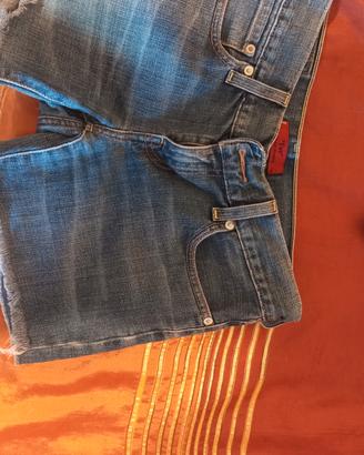 Jeans corti Levis