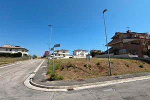 Esclusivo Lotto Edificabile in Zona Villa Eugenia