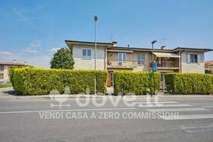Villetta a schiera di 175 m² con 4 locali e box au