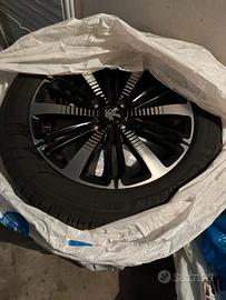 Cerchi in lega Peugeot 208 16 + Michelin Primacy 5