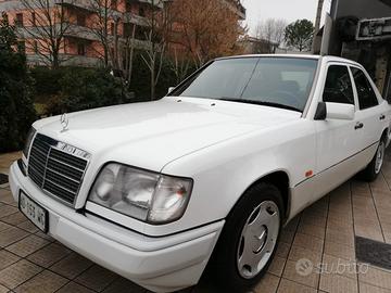 MERCEDES Serie 200-280(W123) - 1995