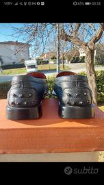 Scarpe da donna in vera pelle. 