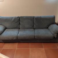 Divano Alcantara azzurro