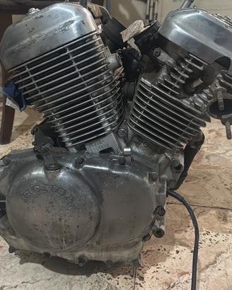 Blocco motore honda shadow 600