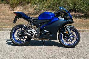 Yamaha YZF-R125 (2023)