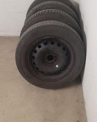 4 Gomme invernali Fulda M+S 205/60 R16 92H