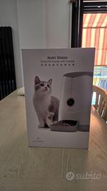 Petoneer distributore automatico  per cani e gatti