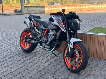 Ktm 890r FULL AKRA