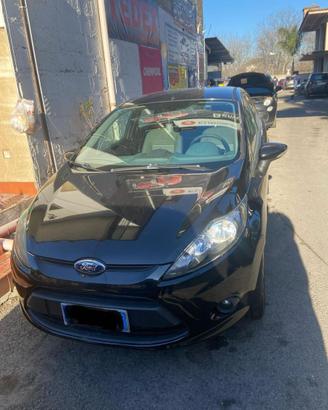 Ford fiesta 1.2 benzina/gpl