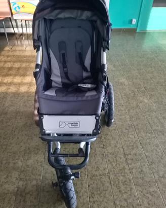 Mountain Buggy Urban Jungle Heritage, colore nero