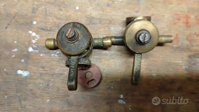 Rubinetti trattore d'epoca o motore stazionario