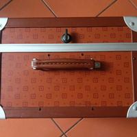 bauletto logo louis vuitton aprilia scarabeo 50/10