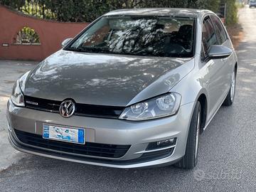 VOLKSWAGEN Golf 7ª serie - 2015