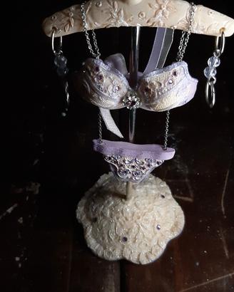 Manichini intimo porta orecchini nuovi rosa e viol