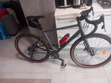 GRAVEL GRVL TRIBAN 520