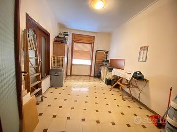 Trilocale 100MQ Pressi Parco Sette Pini MAV399