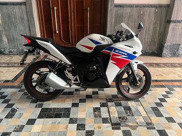 Honda cbr125r A1 modello JC50