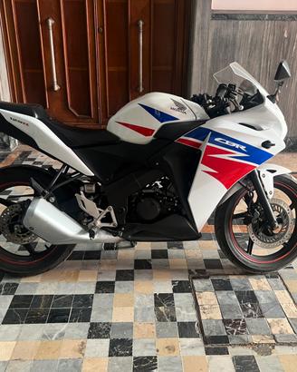 Honda cbr125r A1 modello JC50