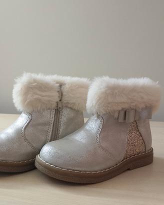 scarpe bimba n.23  a 5€