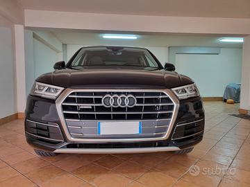 AUDI Q5 TDI 190 CV quattro S tronic Business