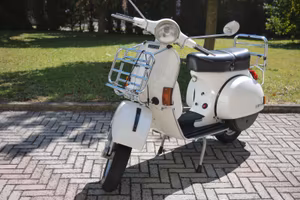 Vespa P200E 1978