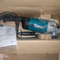 smerigliatrice Makita 9069 + disco