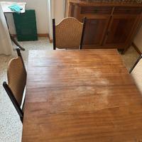 Tavolo rustico in legno massello + 4 sedie vintage